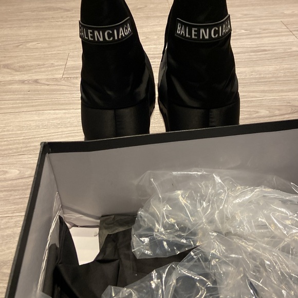 BALENCIAGA SKI BOOTS - Picture 4 of 5
